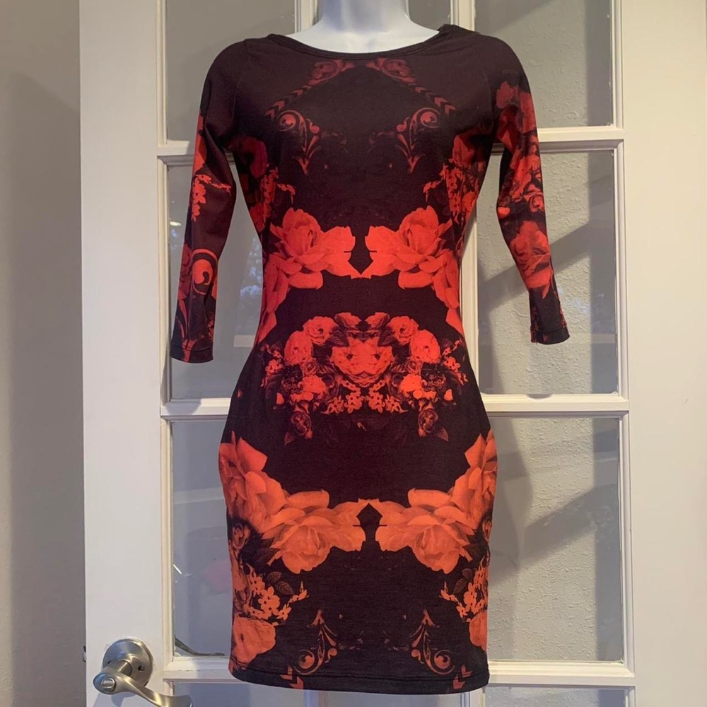 River Island black & red rose graphic bodycon mini dress UK 6 US XS